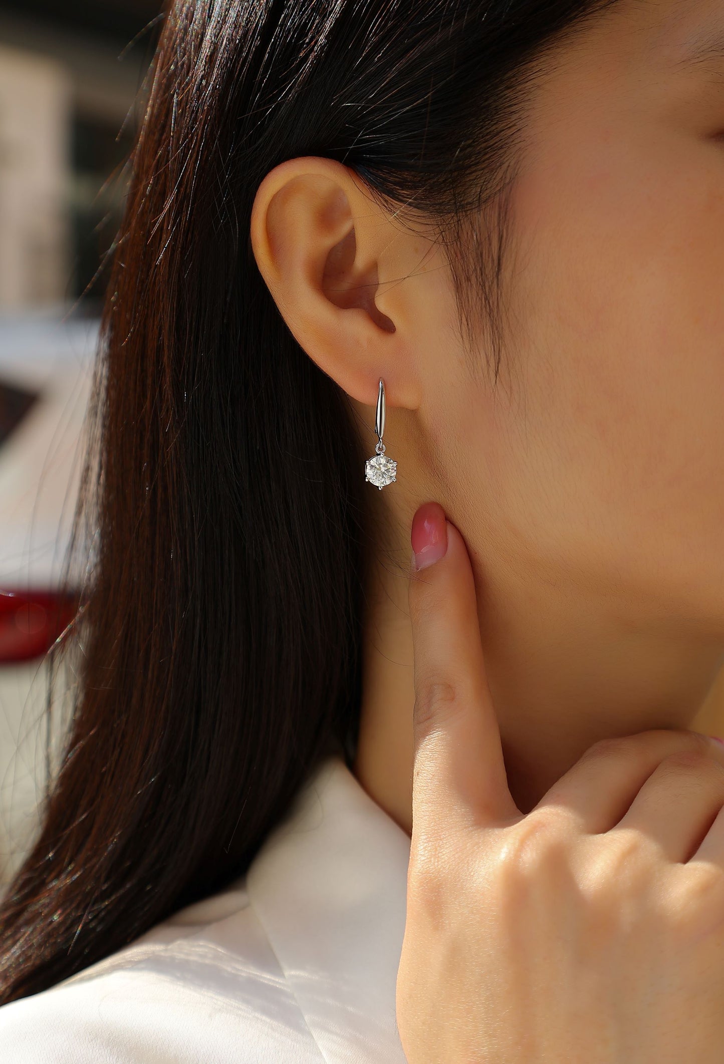 E13187 Elegant Moissanite Drop Earrings – Brilliant Round Cut with Classic Prong Setting
