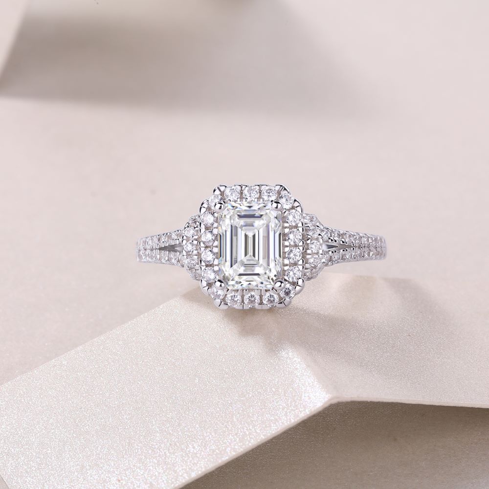 R13053-P Emerald Cut Moissanite Engagement Ring – Luxury Sparkle with Side Stones
