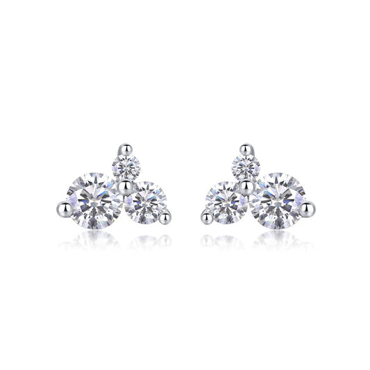 E13172 Chic Moissanite Stud Earrings – Asymmetrical Sparkle with Timeless Elegance