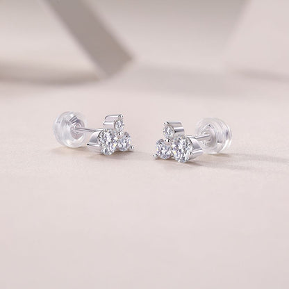 E13172 Chic Moissanite Stud Earrings – Asymmetrical Sparkle with Timeless Elegance
